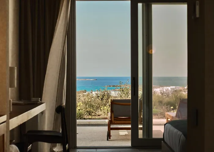 Ovea Paros Naousa (Paros)