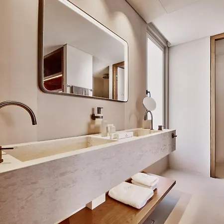 Ovea Paros Hotel Nausa